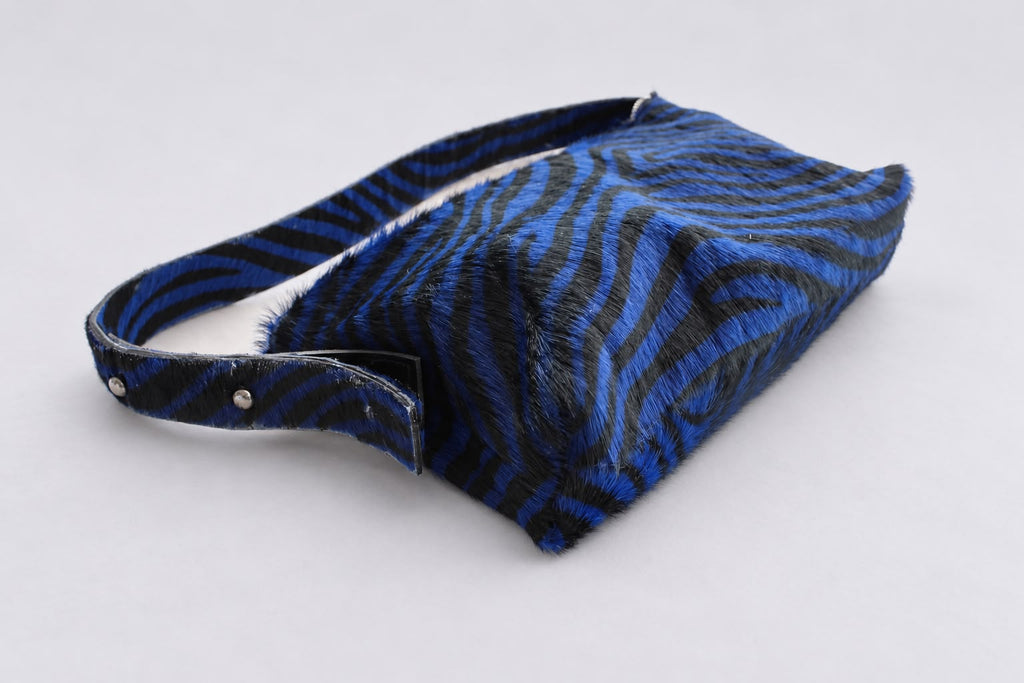 The slouch bag - Blue Zebra