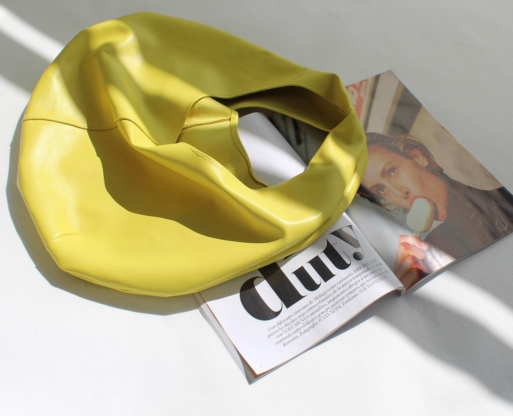 Soft Hobo - Butter yellow