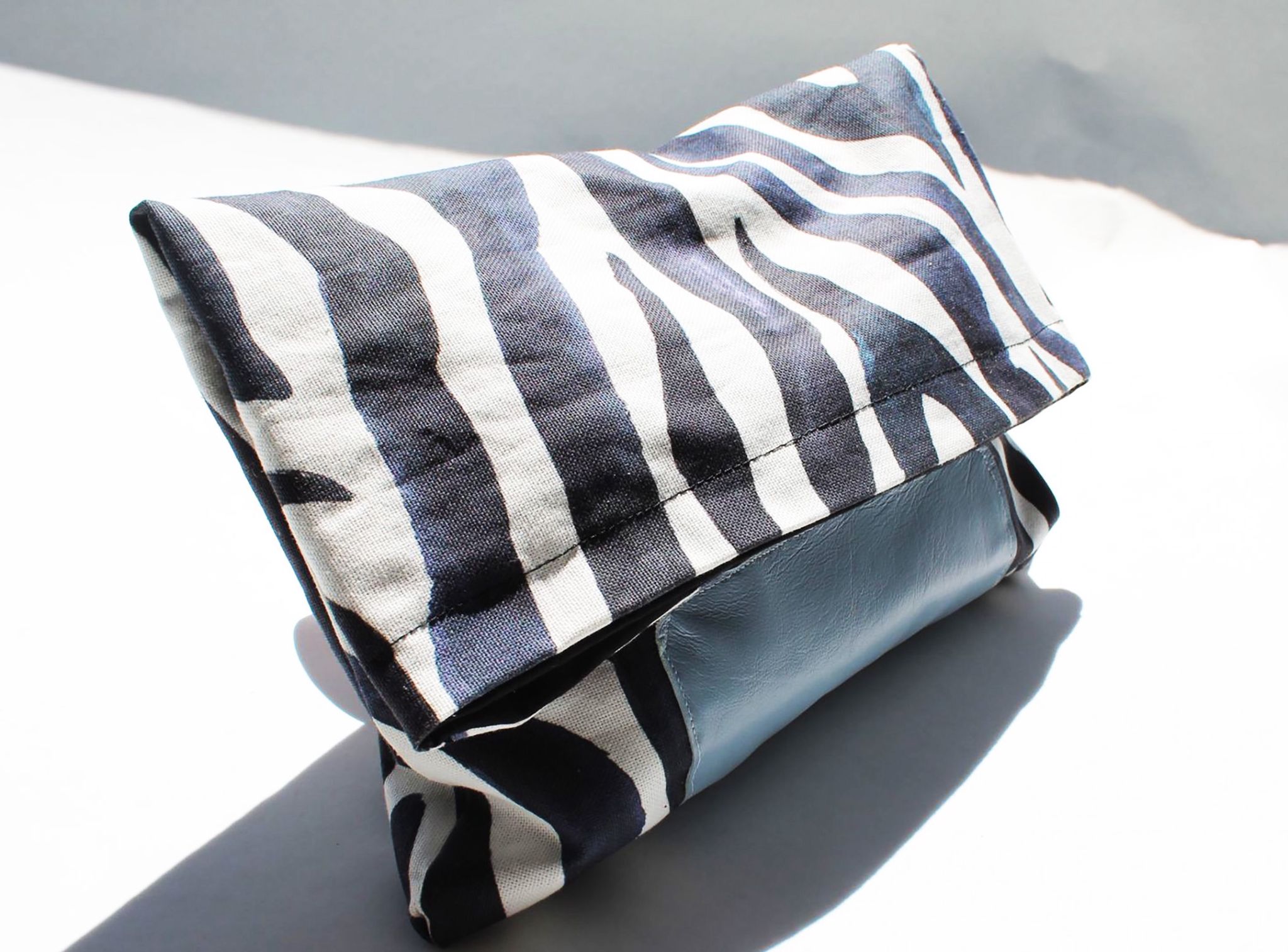 Wild Clutch — Zebra